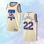 NO 22 Matisse Thybulle Camiseta Philadelphia 76ers Earned Crema 2020-21