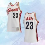 NO 23 LeBron James Camiseta Mitchell & Ness Cleveland Cavaliers Blanco 2003-04