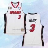 Camiseta Miami Heat Dwyane Wade NO 3 Mitchell & Ness 2003-19 Blanco