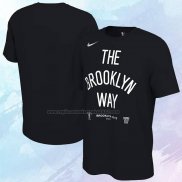 Camiseta Manga Corta Brooklyn Nets 2023 NBA Playoffs Mantra Negro