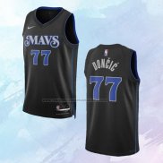 Camiseta Dallas Mavericks Luka Doncic NO 77 Ciudad 2023-24 Azul