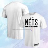 Camiseta Manga Corta Brooklyn Nets Practice Performance 2022-23 Blanco